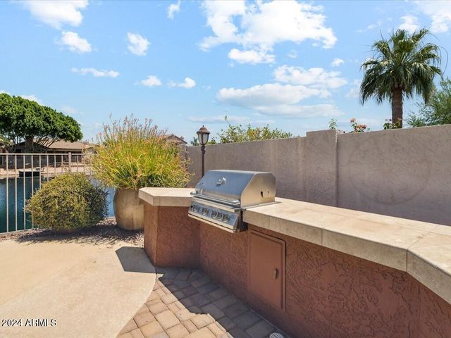 6980 W ROSE GARDEN Lane, Glendale, AZ 85308