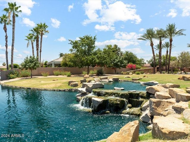 6980 W ROSE GARDEN Lane, Glendale, AZ 85308