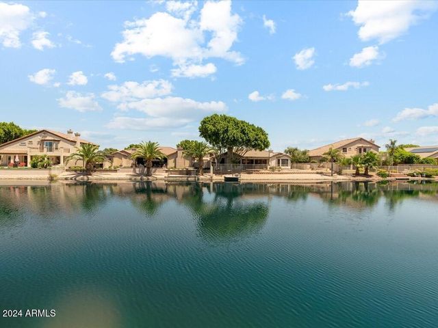 6980 W ROSE GARDEN Lane, Glendale, AZ 85308