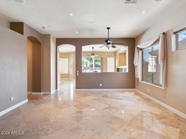 6980 W ROSE GARDEN Lane, Glendale, AZ 85308