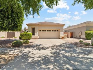 6980 W ROSE GARDEN Lane, Glendale, AZ 85308