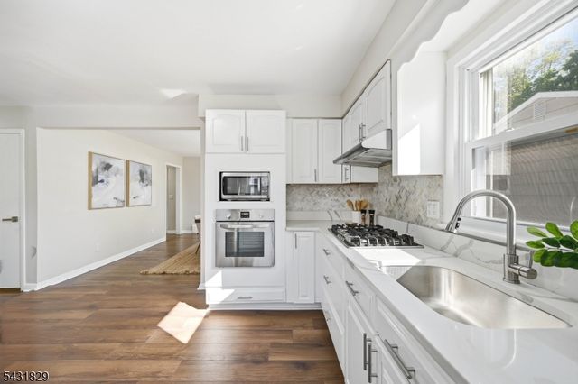 1611 Slavin St, Plainfield City, NJ 07063