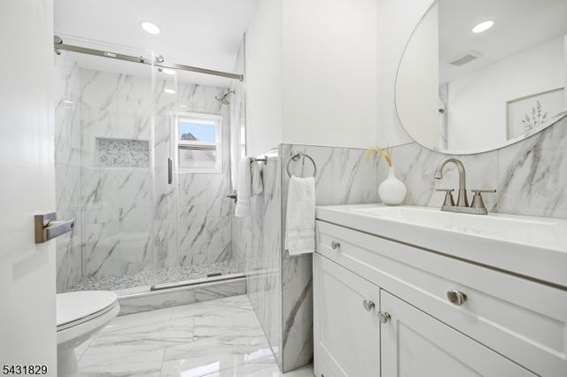 1611 Slavin St, Plainfield City, NJ 07063