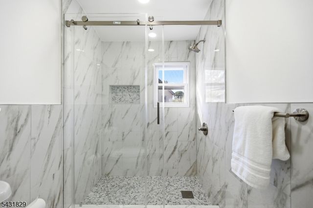 1611 Slavin St, Plainfield City, NJ 07063
