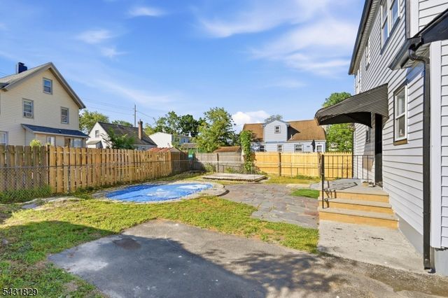 1611 Slavin St, Plainfield City, NJ 07063