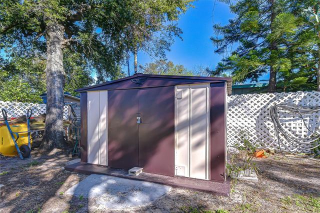 39107 HILLCREST DRIVE, Zephyrhills, FL 33542