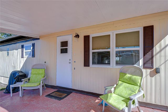 39107 HILLCREST DRIVE, Zephyrhills, FL 33542