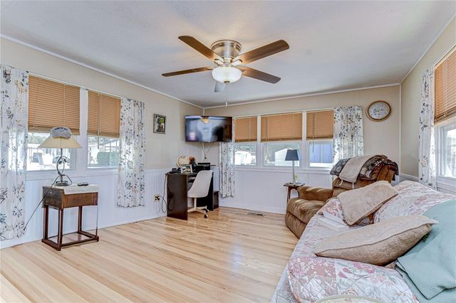 39107 HILLCREST DRIVE, Zephyrhills, FL 33542