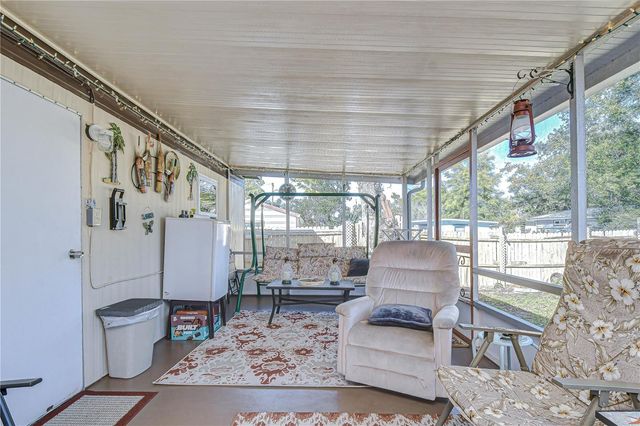 39107 HILLCREST DRIVE, Zephyrhills, FL 33542