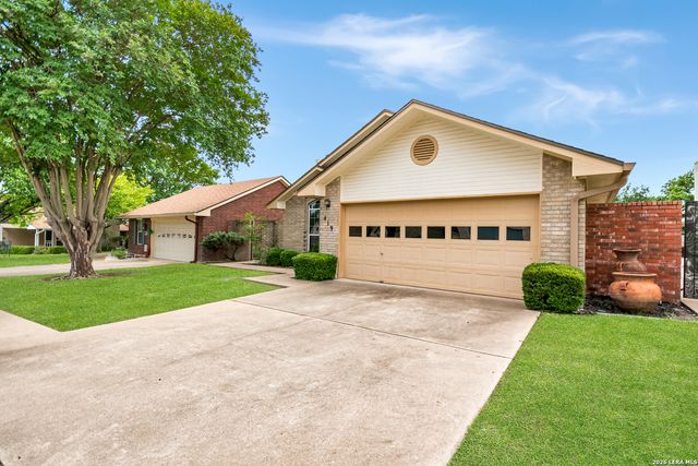 419 Fitch, Kerrville, TX 78028
