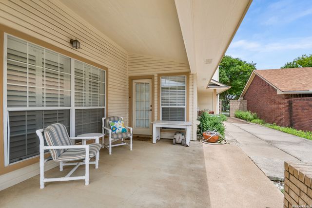 419 Fitch, Kerrville, TX 78028