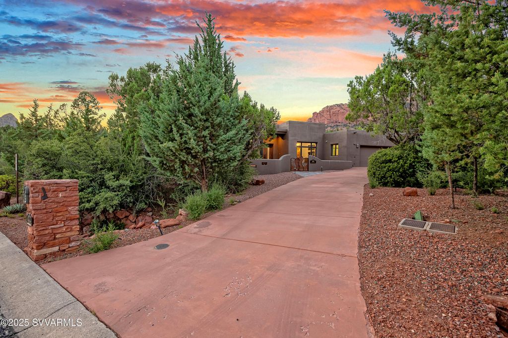 920 W PARK RIDGE Drive, Sedona, AZ 86336
