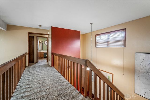 2551 Woodbluff Lane, Washington Twp, OH 45458