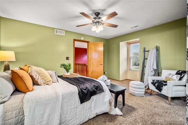 2551 Woodbluff Lane, Washington Twp, OH 45458