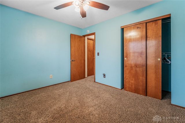 2551 Woodbluff Lane, Washington Twp, OH 45458