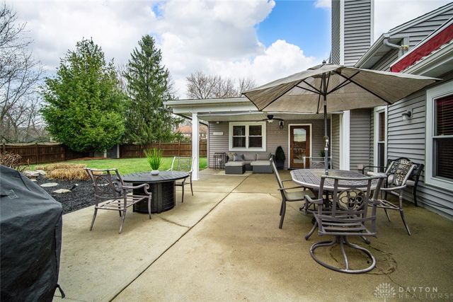 2551 Woodbluff Lane, Washington Twp, OH 45458
