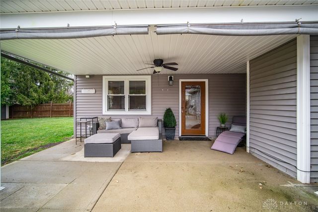 2551 Woodbluff Lane, Washington Twp, OH 45458