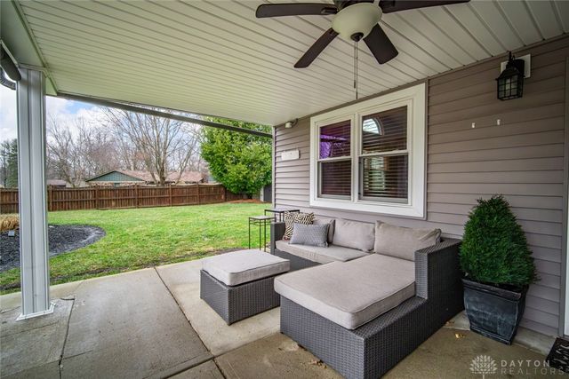 2551 Woodbluff Lane, Washington Twp, OH 45458