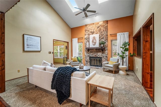 2551 Woodbluff Lane, Washington Twp, OH 45458