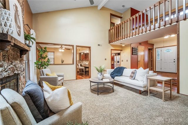 2551 Woodbluff Lane, Washington Twp, OH 45458