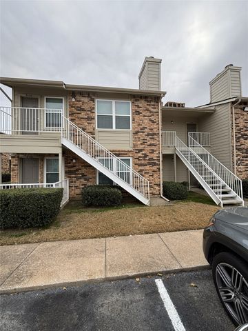 2200 E Trinity Mills Road 208, Carrollton, TX 75006