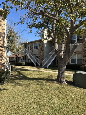 2200 E Trinity Mills Road 208, Carrollton, TX 75006