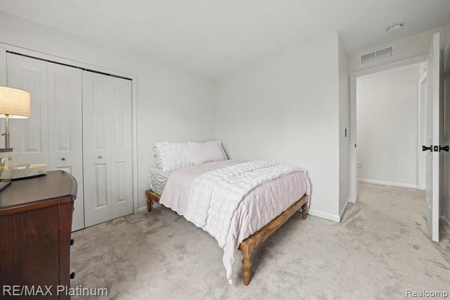 4253 Hampton Ridge Boulevard, Howell, MI 48843
