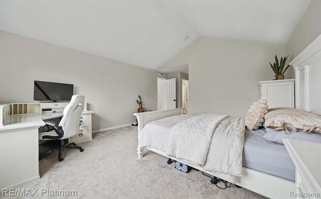 4253 Hampton Ridge Boulevard, Howell, MI 48843