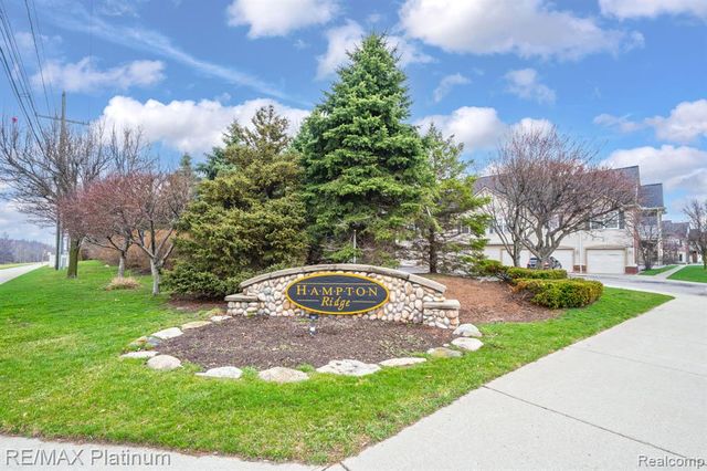 4253 Hampton Ridge Boulevard, Howell, MI 48843