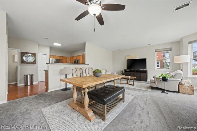 4253 Hampton Ridge Boulevard, Howell, MI 48843