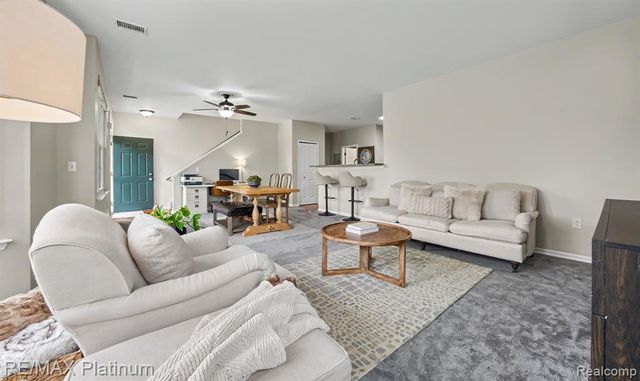 4253 Hampton Ridge Boulevard, Howell, MI 48843