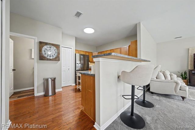 4253 Hampton Ridge Boulevard, Howell, MI 48843