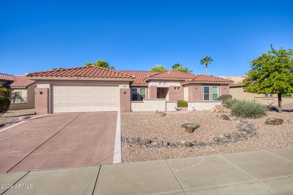 20442 N PALM CANYON Drive, Surprise, AZ 85374 — exterior