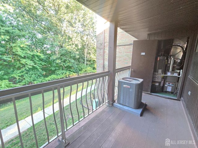 1904 Raspberry Court, Edison, NJ 08817