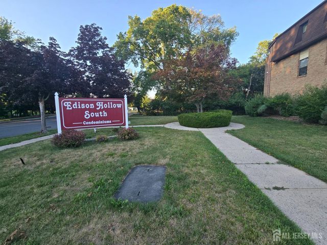 1904 Raspberry Court, Edison, NJ 08817