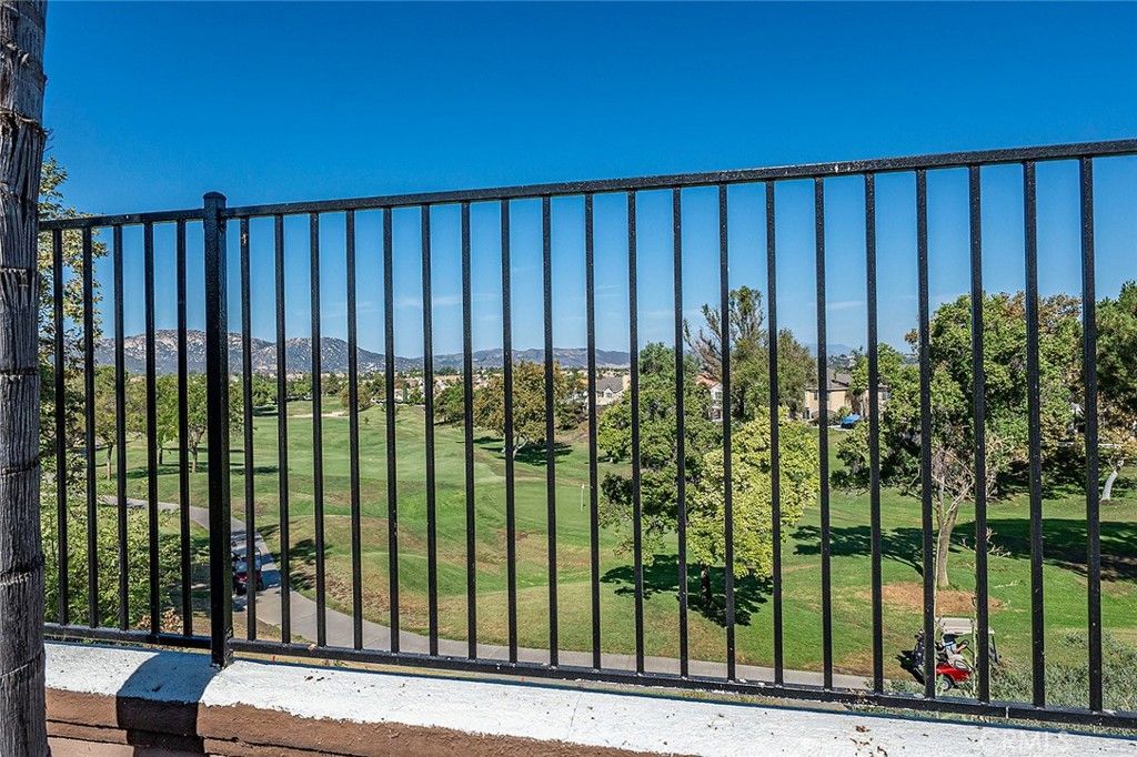 33320 Rhine, Temecula, CA 92592 — photo 4