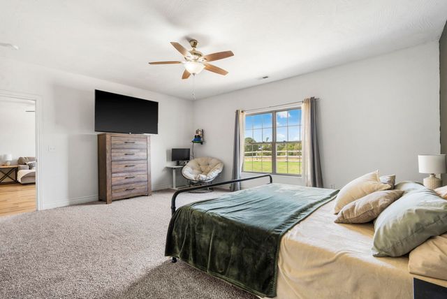 1981 Robinson Road, Clever, MO 65631