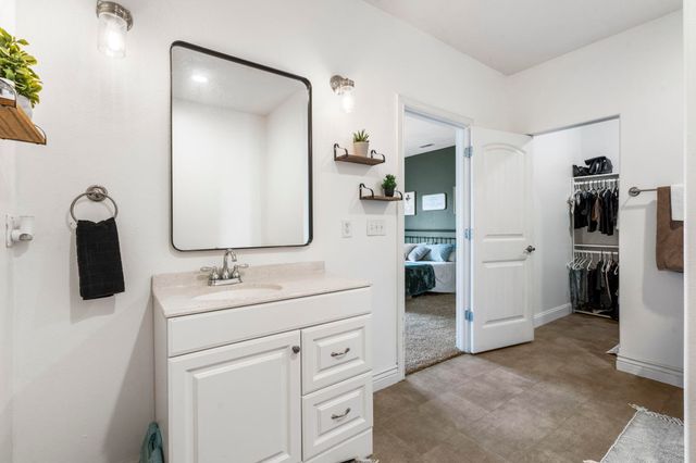 1981 Robinson Road, Clever, MO 65631