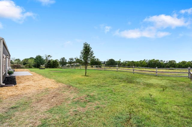 1981 Robinson Road, Clever, MO 65631