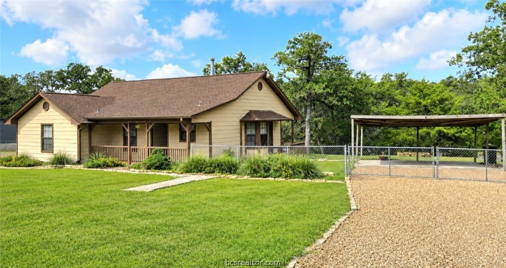 219 Ripple Creek Lane, Somerville, TX 77879 — exterior