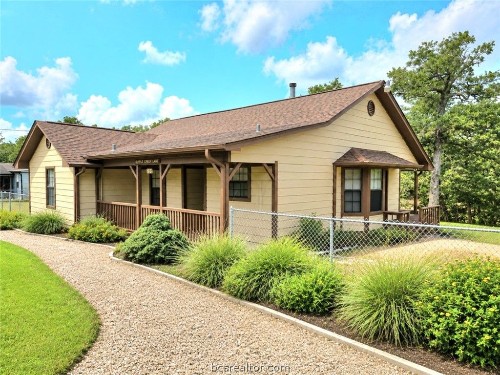 219 Ripple Creek Lane, Somerville, TX 77879 — photo 2
