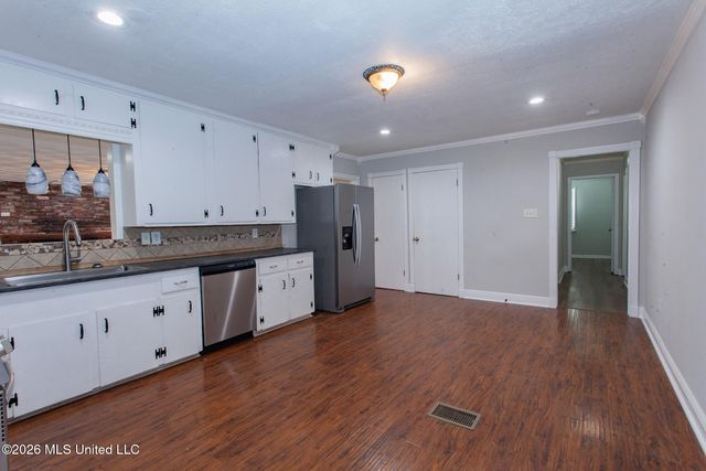 124 Ann Drive, Pearl, MS 39208
