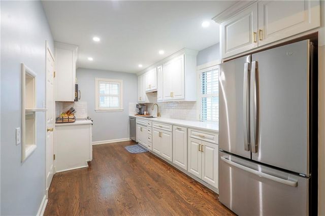 5401 Canterbury Road, Fairway, KS 66205