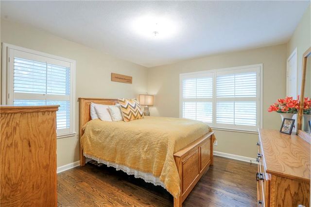 5401 Canterbury Road, Fairway, KS 66205