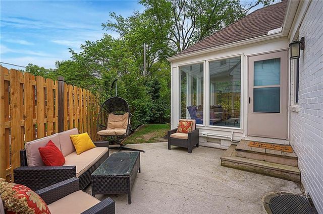 5401 Canterbury Road, Fairway, KS 66205