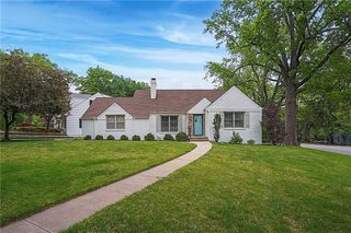 5401 Canterbury Road, Fairway, KS 66205