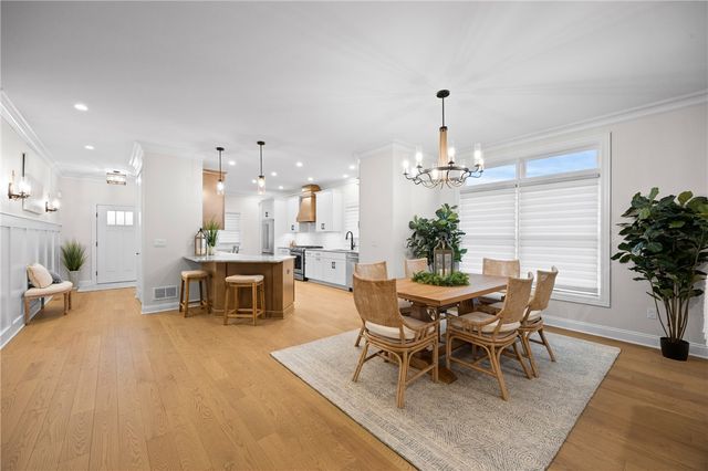 5 Saint Johnsville, Brighton, NY 14618