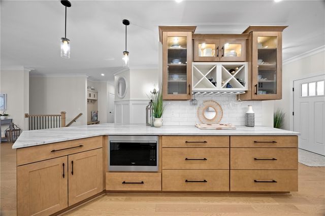 5 Saint Johnsville, Brighton, NY 14618