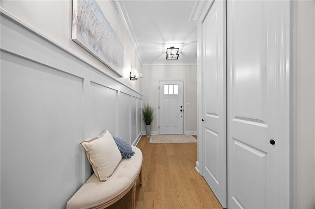 5 Saint Johnsville, Brighton, NY 14618