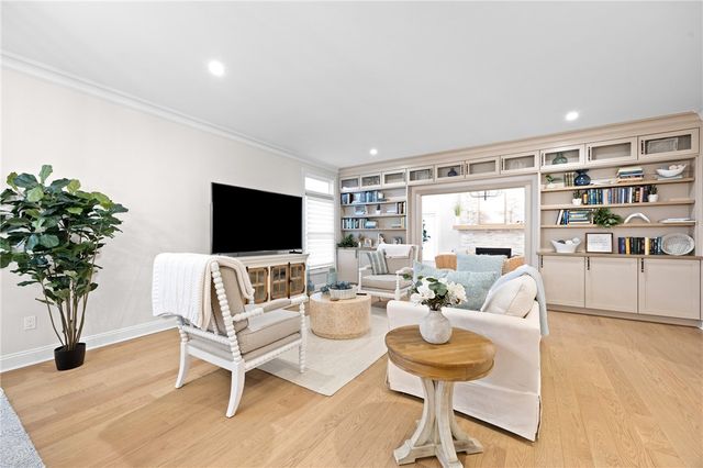 5 Saint Johnsville, Brighton, NY 14618